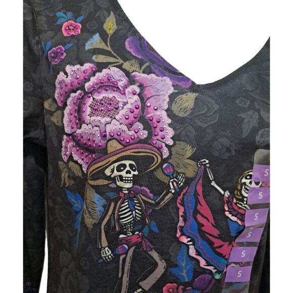 NWT Day Of The Dead Skulls Skeletons Embellished Shirt Size S - Picture 2 of 6